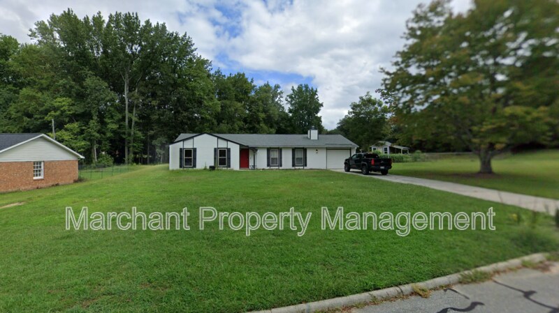 5 Oak Hollow Ct in Greenville, SC - Building Photo
