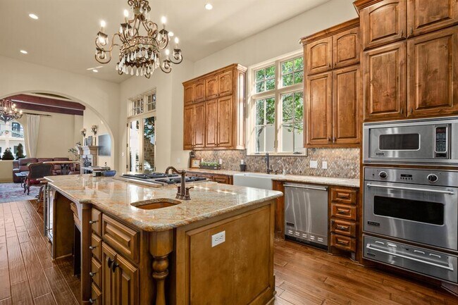 13240 Villa Montana Way in Austin, TX - Building Photo - Building Photo