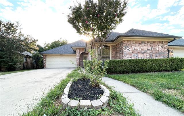 1537 High Crest Ct in Irving, TX - Building Photo - Building Photo