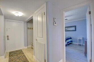 650 Snug Harbor Dr in Boynton Beach, FL - Foto de edificio - Building Photo