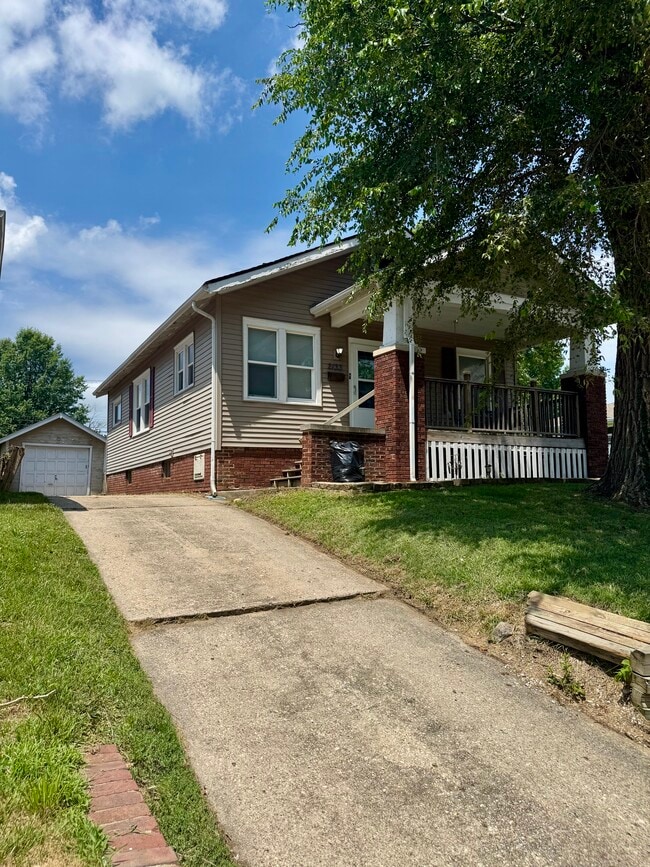 property at 2133 N 8th St