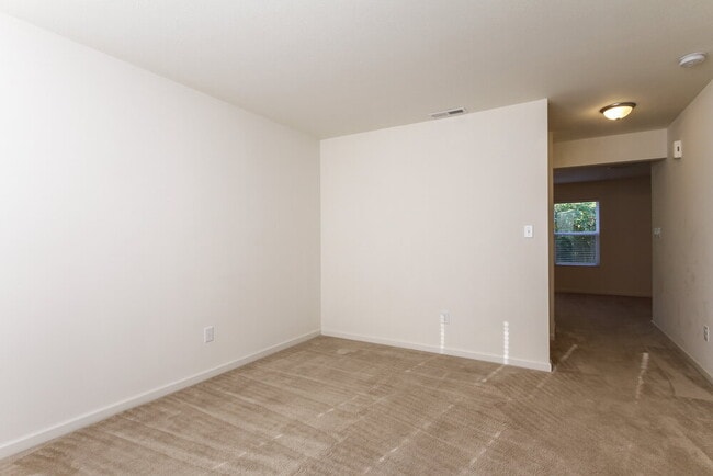 2405 Woodfield Blvd in Franklin, IN - Building Photo - Building Photo