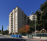 The Peninsula Regent in San Mateo, CA - Building Photo - Building Photo