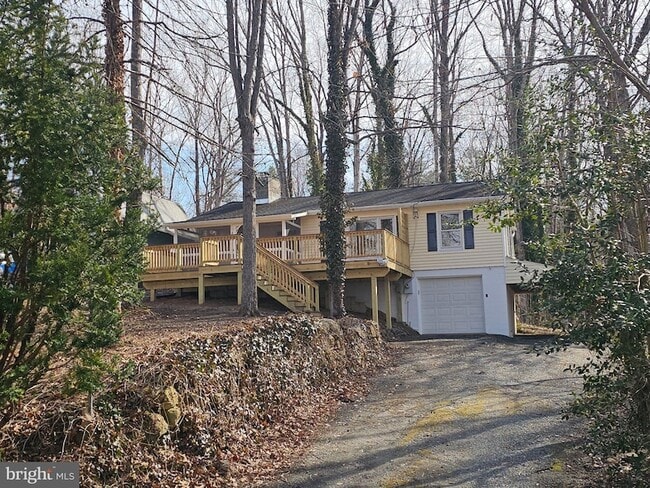 property at 1843 S Lakeshore Dr