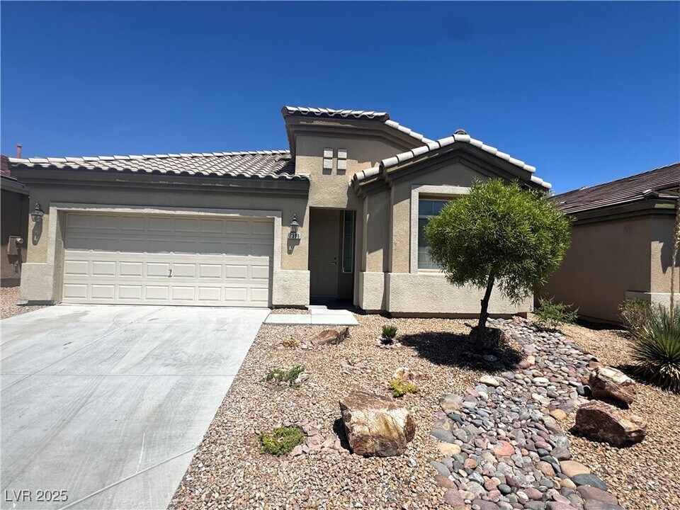 7396 Bedford Pine Ct in Las Vegas, NV - Building Photo