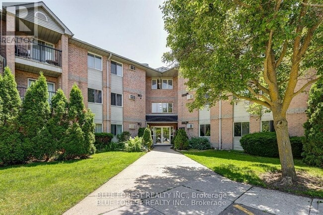 property at 2228 Trafalgar St