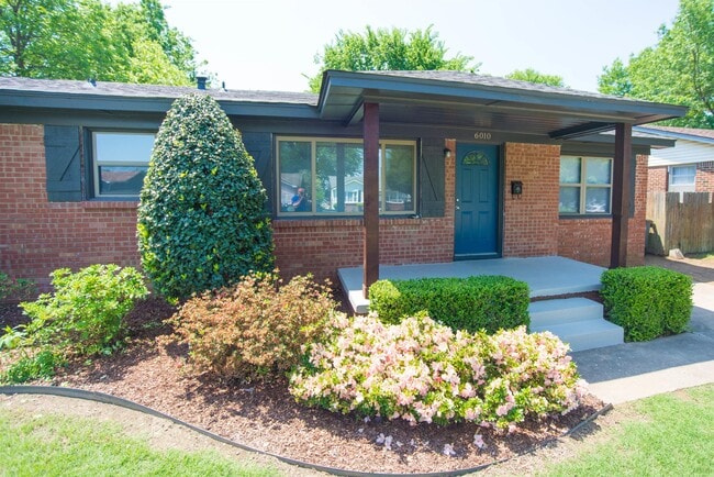 6010 E 18th St in Tulsa, OK - Building Photo - Building Photo