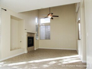 191 Mountainside Dr in Henderson, NV - Building Photo - Building Photo