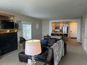 1125 Spring St in Newport, OR - Building Photo - Building Photo