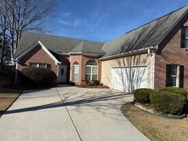 882 Creek Bottom Rd SW in Loganville, GA - Building Photo