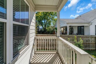 1404 10th Ave N in Nashville, TN - Building Photo - Building Photo