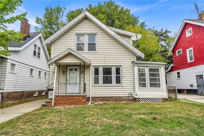 property at 19351 Renwood Ave