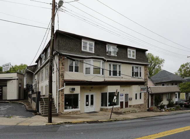 2311-2317 Perkiomen Ave in Reading, PA - Building Photo - Building Photo