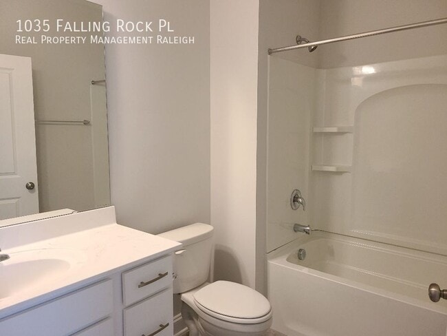 1035 Falling Rock Pl in Durham, NC - Building Photo - Building Photo