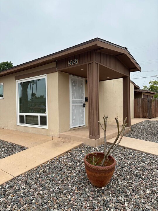 3420-22 Luna Ave, Unit 3422 Luna Ave. in San Diego, CA - Building Photo