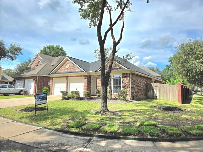 17602 Haywood Oaks Dr in Houston, TX - Building Photo - Building Photo