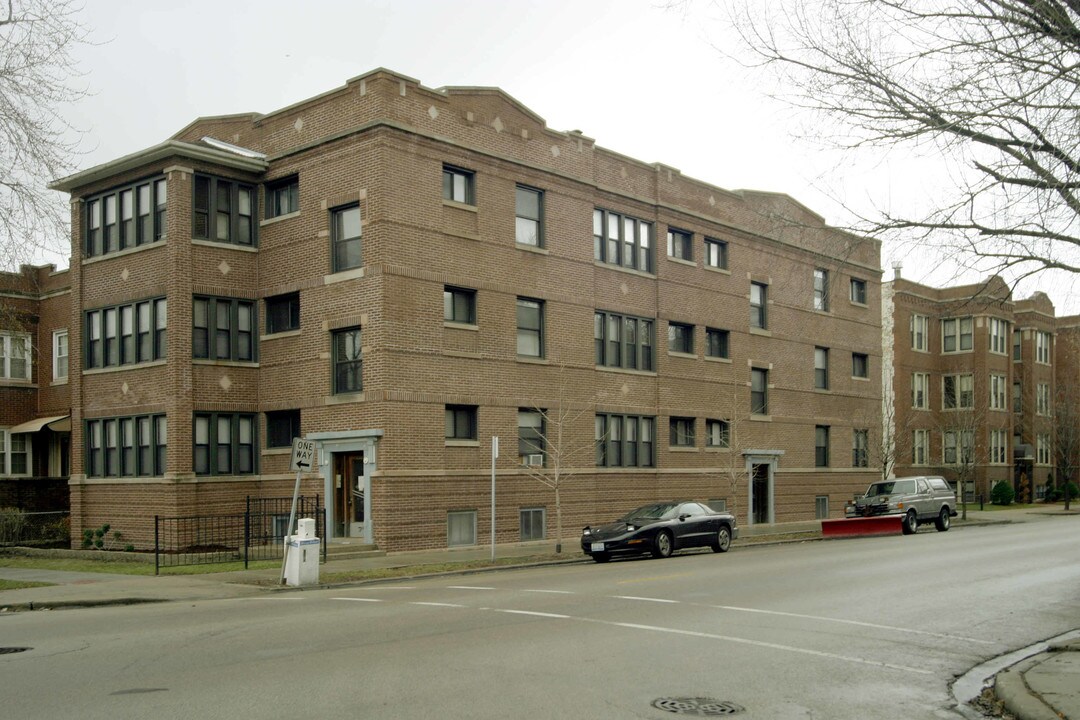 4306-08 N Laramie Ave in Chicago, IL - Foto de edificio