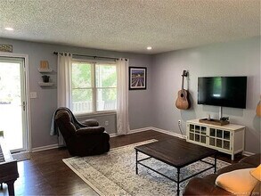 206 Ross Ct in Belmont, NC - Building Photo - Building Photo