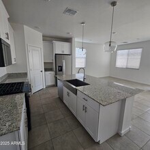 30509 Oleander Wy in Buckeye, AZ - Building Photo - Building Photo