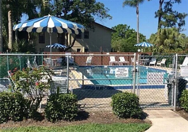 property at 5713 Foxlake Dr