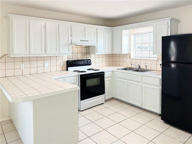 property at 7 Clavel St