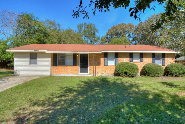 property at 2419 Southdale Dr