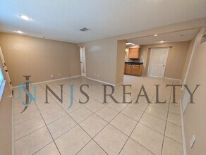 5144 Forest Hills Dr in Holiday, FL - Building Photo - Building Photo