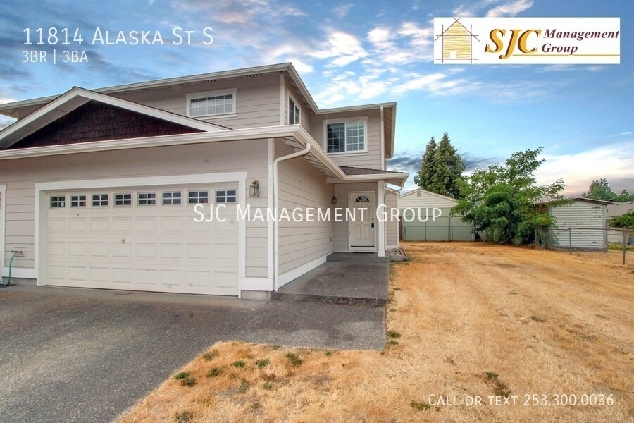 11814 Alaska St S in Tacoma, WA - Building Photo