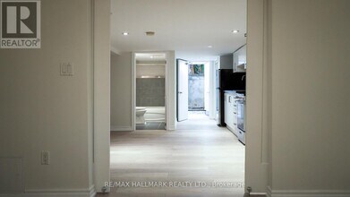 271 Atlas Ave in Toronto, ON - Building Photo - Building Photo