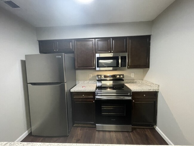 2920 SE 53rd Ct, Unit D in Ocala, FL - Foto de edificio - Building Photo
