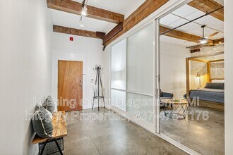 825 Lafayette St in New Orleans, LA - Building Photo - Building Photo