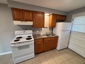 10720 S Ridgeland Ave in Worth, IL - Building Photo