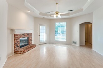 2320 Wooten Pl, Unit A206 in Plano, TX - Building Photo - Building Photo