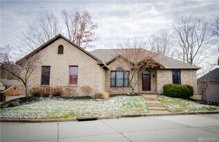 2719 Sycamore Ridge Ct in Beavercreek, OH - Building Photo