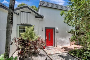 3375 SW 29th Ter in Miami, FL - Building Photo