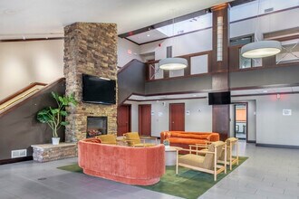 Vivo Living Madison in Madison, WI - Foto de edificio - Lobby