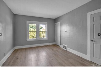 229 Courtland Ave in Buffalo, NY - Building Photo - Building Photo