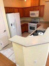 6868 Sky Pointe Dr in Las Vegas, NV - Building Photo - Building Photo
