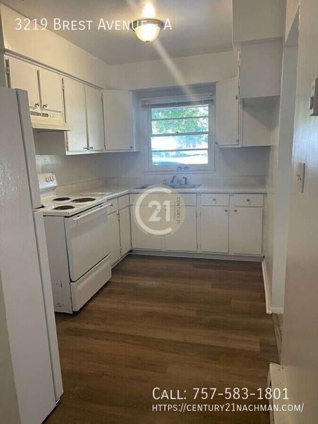 3219 Brest Ave in Norfolk, VA - Building Photo - Building Photo