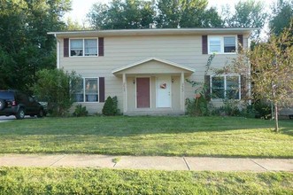 5801-5803 Jebens Ave in Davenport, IA - Building Photo - Building Photo