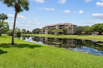 7535 La Paz Blvd in Boca Raton, FL - Building Photo - Building Photo