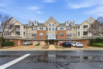 10421 Rosegate Ct, Unit 06 in Raleigh, NC - Foto de edificio - Building Photo