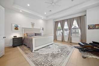 911 Nadine St in Houston, TX - Building Photo - Building Photo