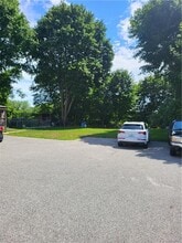 511-511 Pond St in Woonsocket, RI - Building Photo - Building Photo