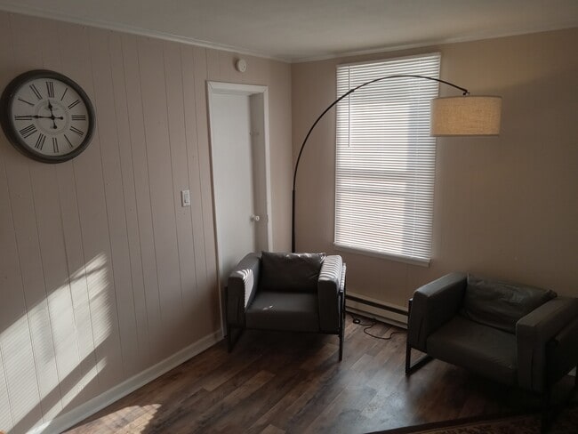 141 W Schuyler St, Unit 2