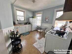 4 Montcalm Ave, Unit 2 in Boston, MA - Building Photo - Building Photo