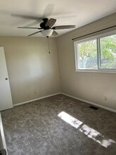 305 Waverly Dr in Normal, IL - Building Photo - Building Photo