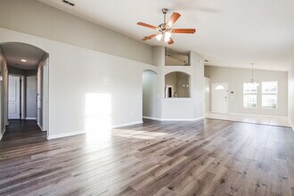 2613 Deck Ave in Kissimmee, FL - Foto de edificio - Building Photo