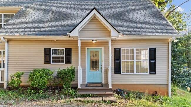 6275 Akins Way in Cumming, GA - Building Photo - Building Photo
