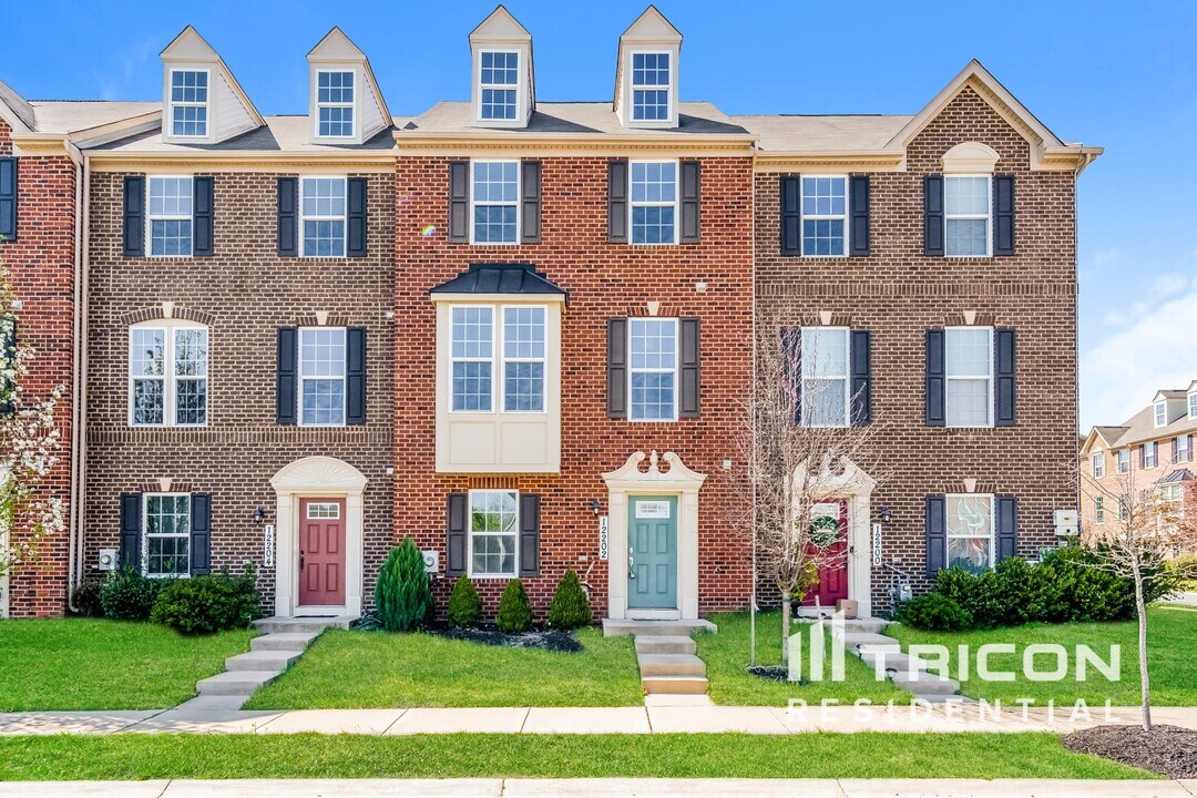 12202 Revolution Ct in Waldorf, MD - Building Photo